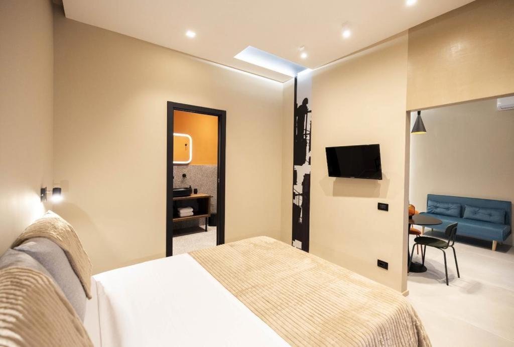 Alma House Apartment Наполи Екстериор снимка