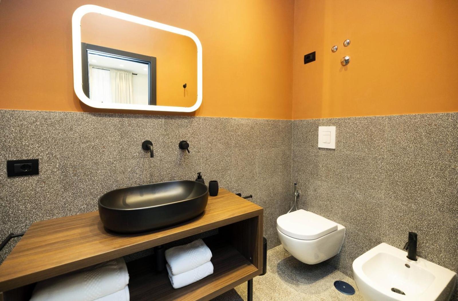 Alma House Apartment Наполи Екстериор снимка