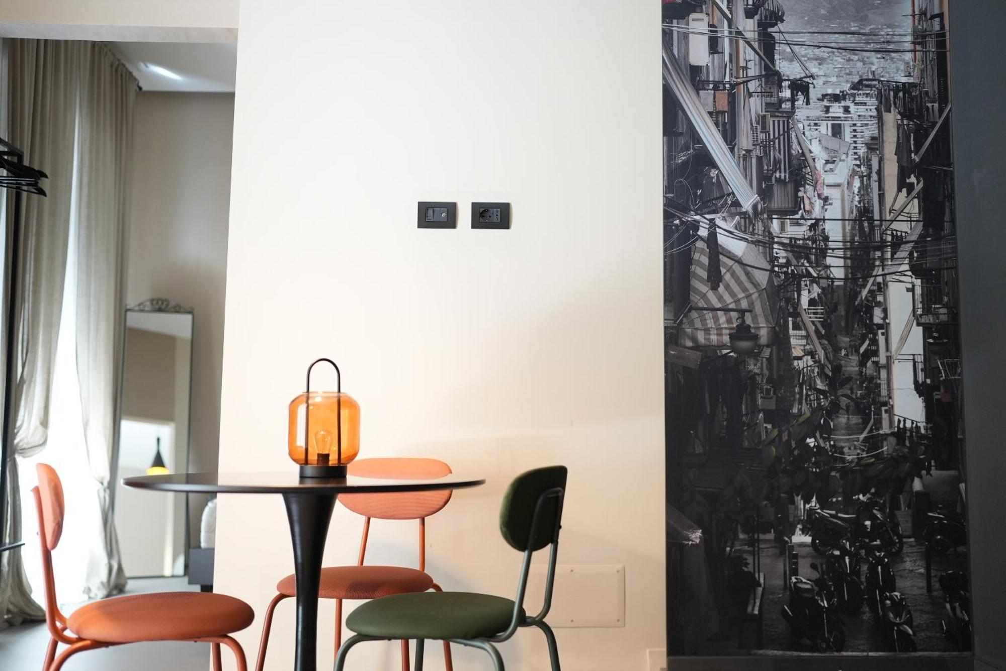 Alma House Apartment Наполи Екстериор снимка